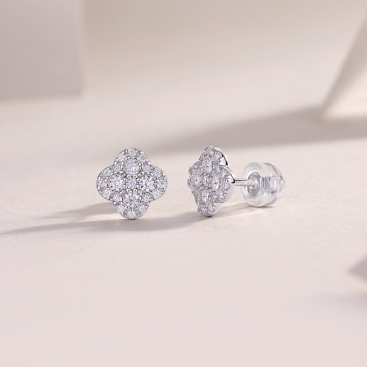 Ningxiang - Fashionable And Luxurious Diamond