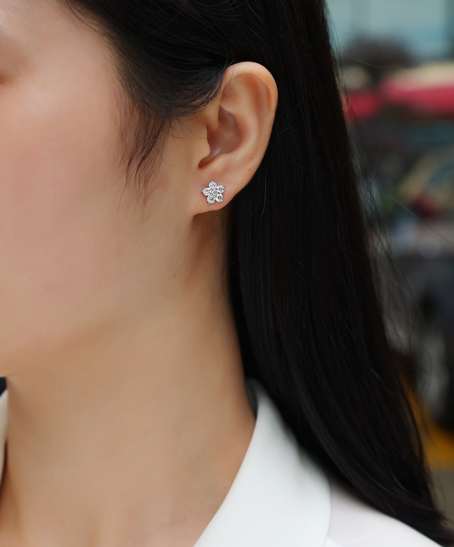 Paris Flower - Fashionable And Luxurious Diamond