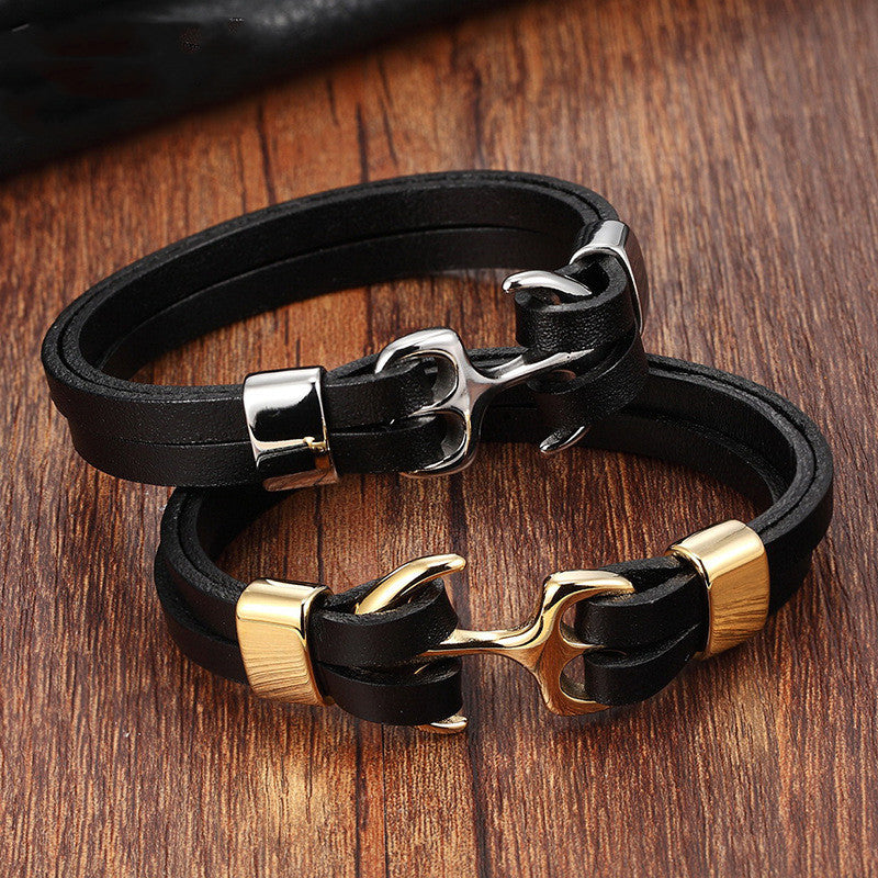 Leather Bracelet with Engraved Clasp